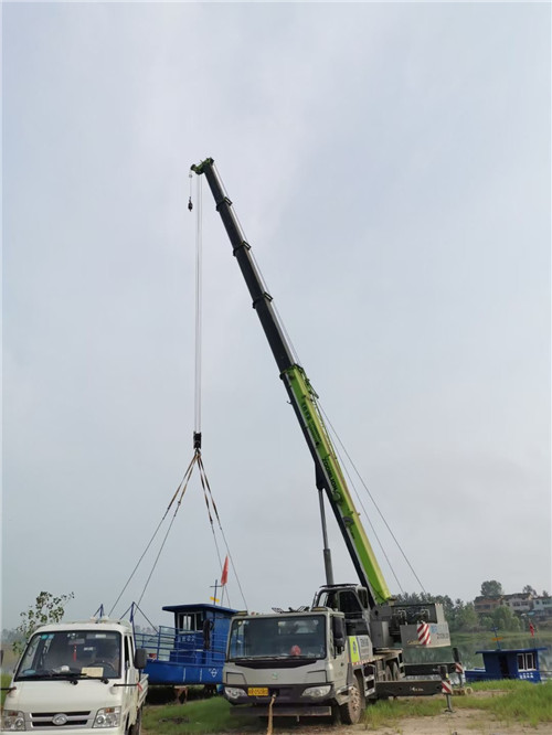 招远市桥梁建设吊装案例